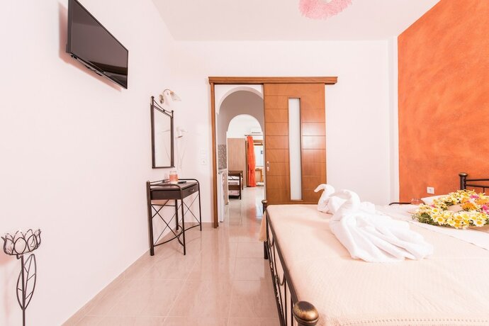 Imagen de la habitación del Hotel Villa Voula, Santorini. Foto 14