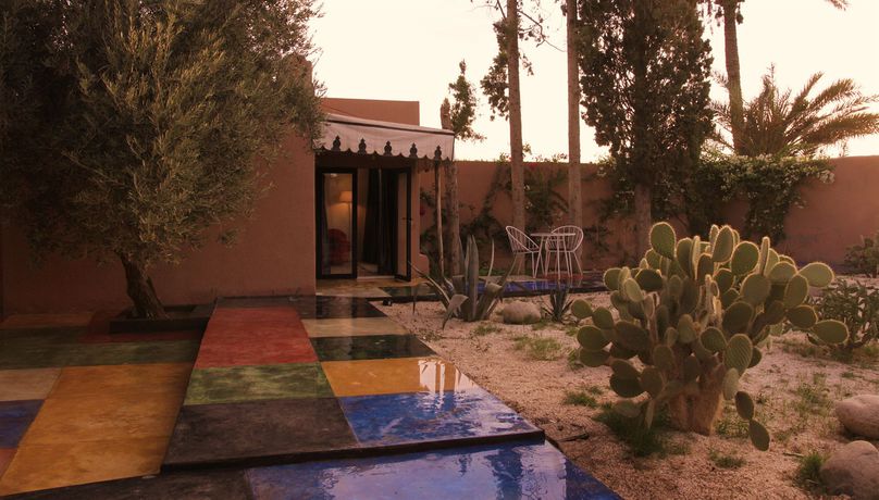 Imagen de los exteriores del Hotel Villa Warhol. Foto 10