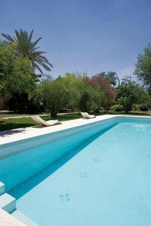 Imagen de la piscina del Hotel Villa Warhol. Foto 18