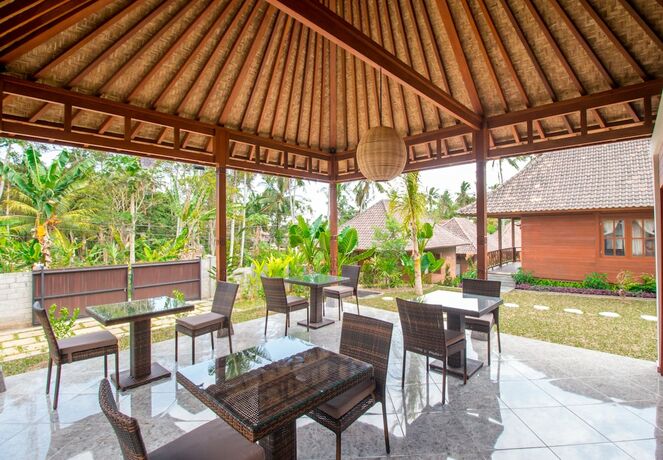 Imagen del bar/restaurante del Hotel Villa Waturenggong Ubud. Foto 18