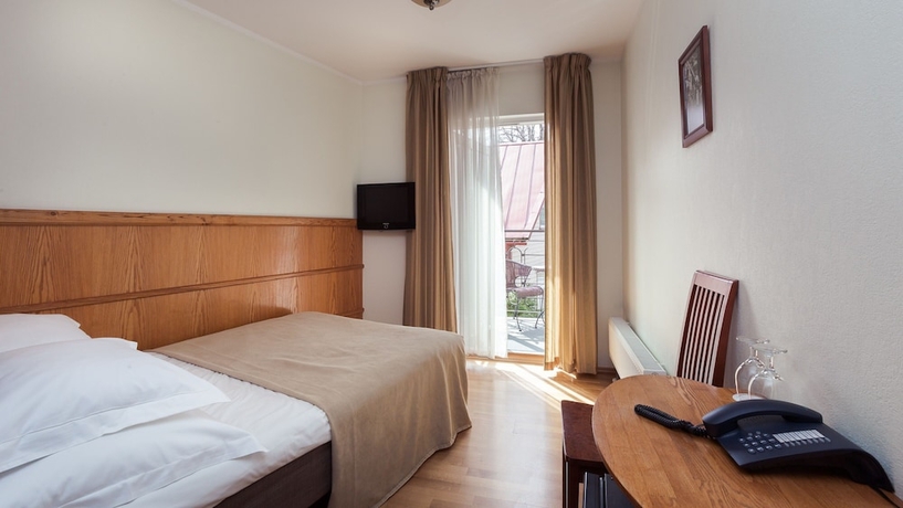 Imagen de la habitación del Hotel Villa Wesset. Foto 15