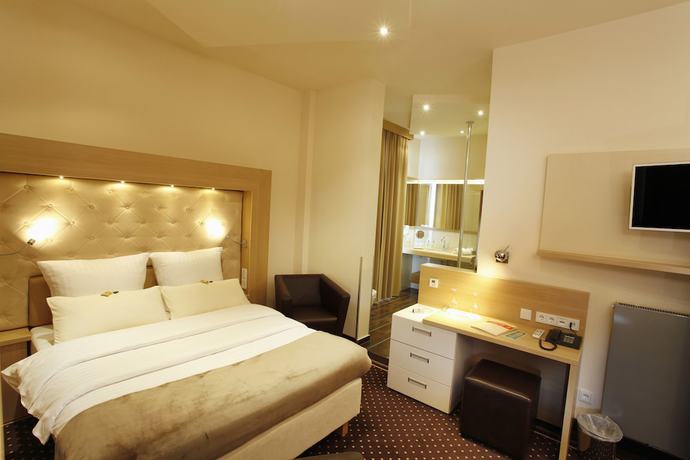 Imagen de la habitación del Hotel Villa Will. Foto 15