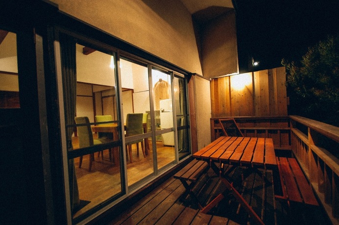 Imagen de la habitación del Hotel Villa Yumigahama. Foto 17