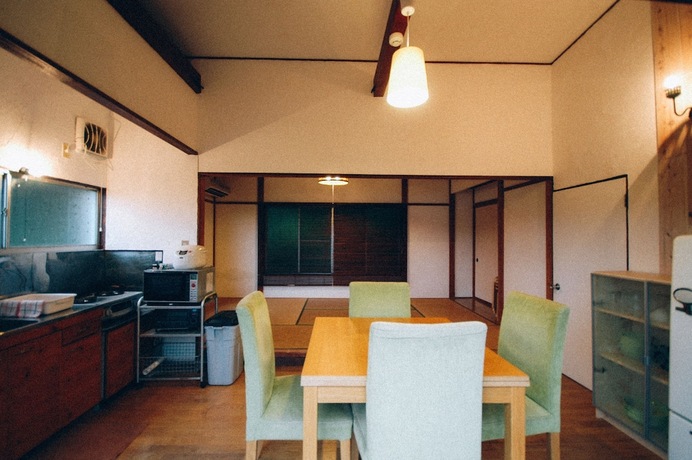 Imagen de la habitación del Hotel Villa Yumigahama. Foto 25
