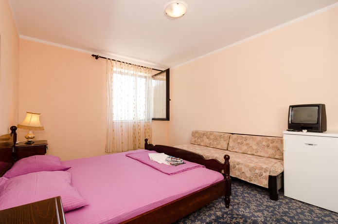 Imagen de la habitación del Hotel Villa Zaton. Foto 12