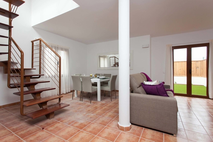 Imagen de los interiores del Hotel Villa Ze&uacute;s. Foto 15