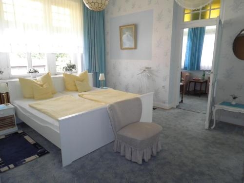 Imagen de la habitación del Hotel Villa Zur Sch&ouml;nen Aussicht. Foto 8