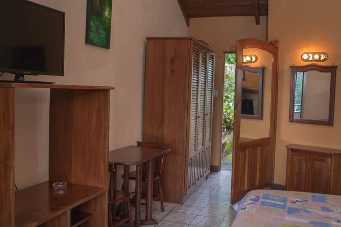 Imagen de la habitación del Hotel Villa Zurqu&iacute;. Foto 6