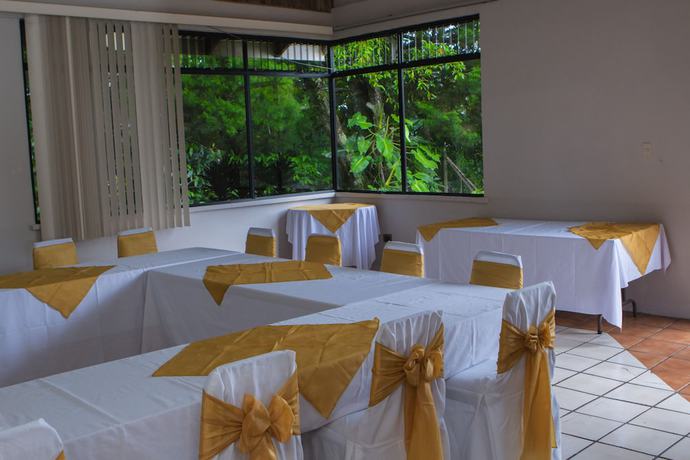 Imagen de los interiores del Hotel Villa Zurqu&iacute;. Foto 17