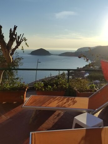 Imagen general del Hotel Villa al Mare, Barano d'Ischia. Foto 6