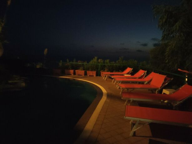 Imagen general del Hotel Villa al Mare, Barano d'Ischia. Foto 8