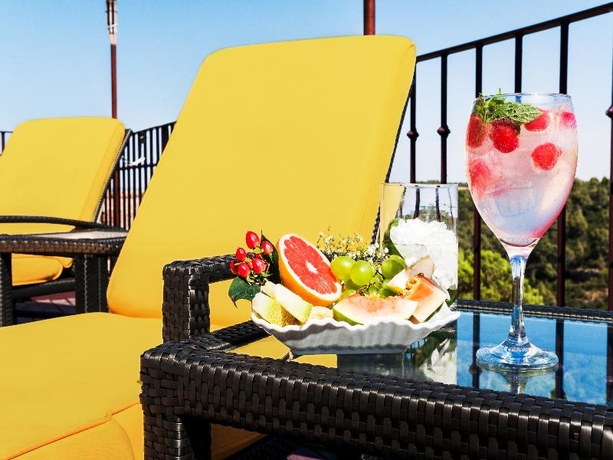 Imagen general del Hotel Villa de Alarcon. Foto 8