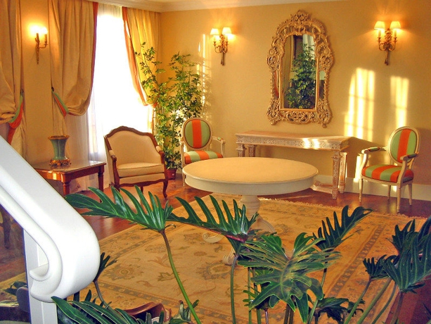 Imagen general del Hotel Villa de Alarcon. Foto 16