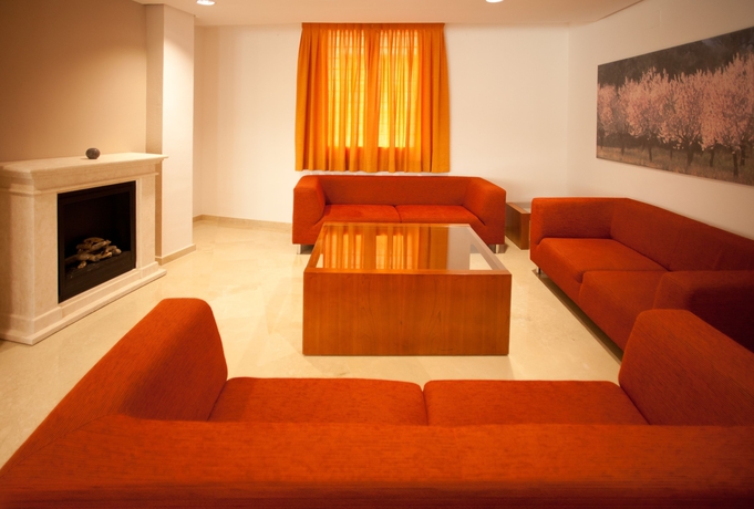 Imagen de los interiores del Hotel Villa de Biar. Foto 17