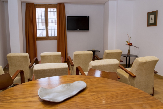 Imagen del bar/restaurante del Hotel Villa de Biar. Foto 3