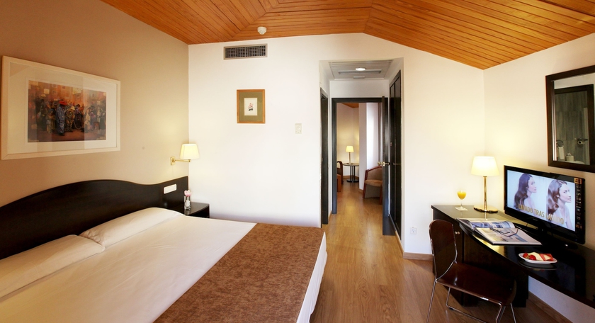 Imagen de la habitación del Hotel Villa de Biar. Foto 12