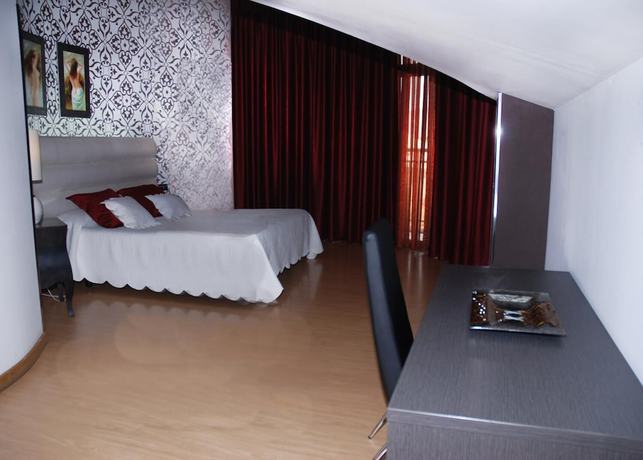 Imagen de la habitación del Hotel Villa de Cacabelos. Foto 15