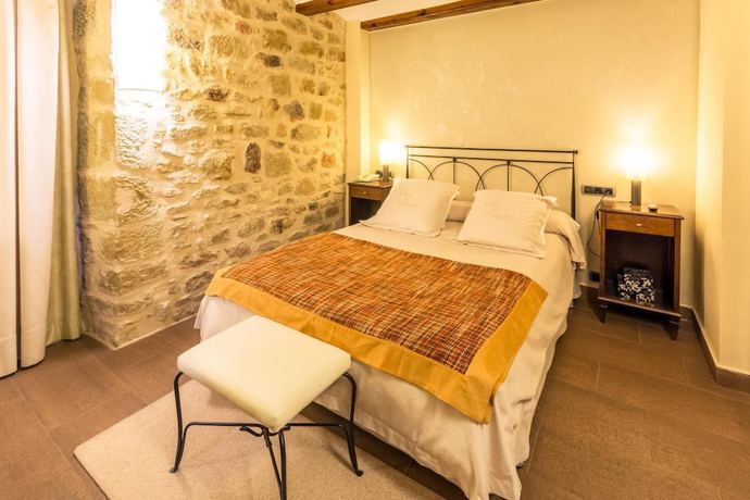 Imagen de la habitación del Hotel Villa de Cretas. Foto 12