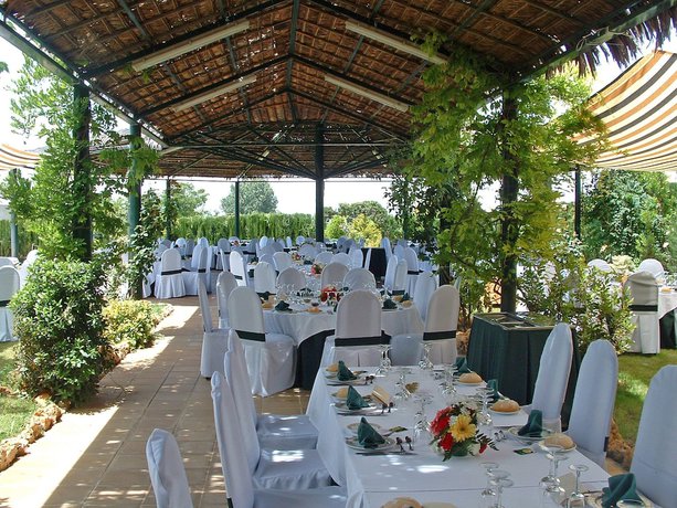 Imagen del bar/restaurante del Hotel Villa de Gor, Gor. Foto 5