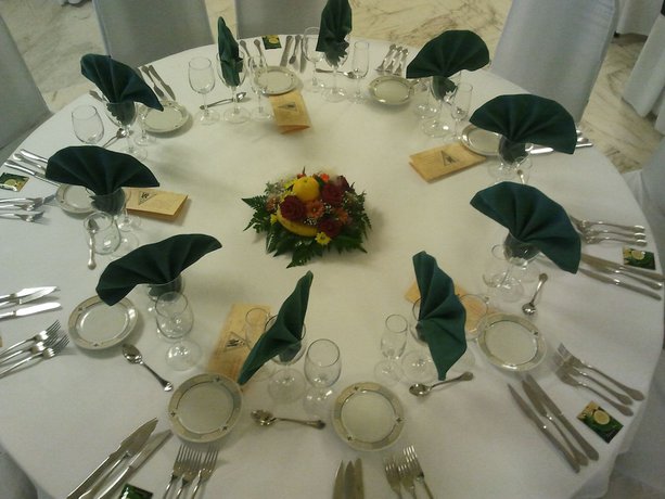 Imagen del bar/restaurante del Hotel Villa de Gor, Gor. Foto 11