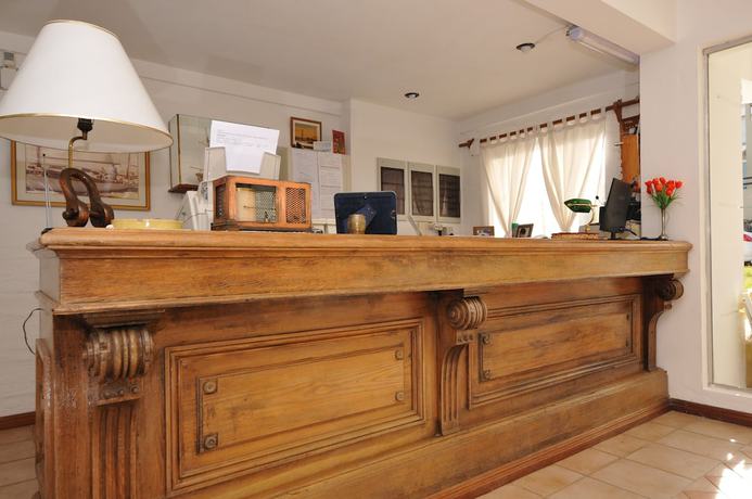 Imagen de los interiores del Hotel Villa de Mar. Foto 19