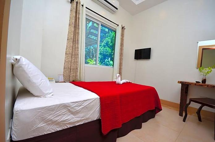 Imagen general del Hotel Villa de Sierra Vista. Foto 8