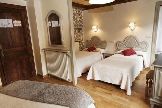 Imagen de la habitación del Hotel Villa de Torla. Foto 5