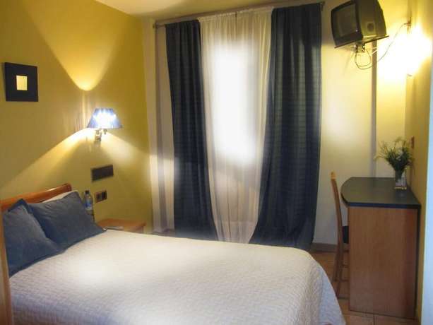 Imagen de la habitación del Hotel Villa de Utrillas. Foto 5