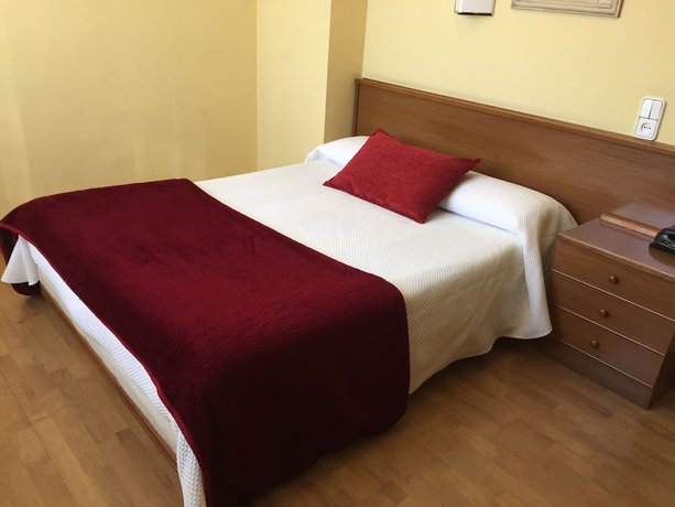 Imagen de la habitación del Hotel Villa de Verin, Ver&iacute;n. Foto 15