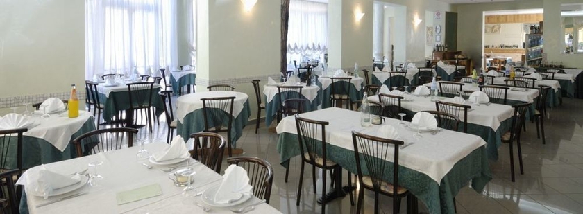 Imagen del bar/restaurante del Hotel Villa dei Fiori. Foto 4