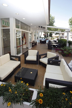 Imagen de los exteriores del Hotel Villa dei Fiori. Foto 12