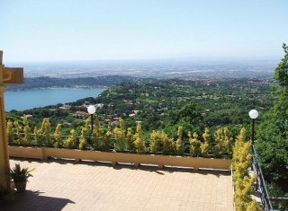 Imagen general del Hotel Villa del Lago. Foto 2