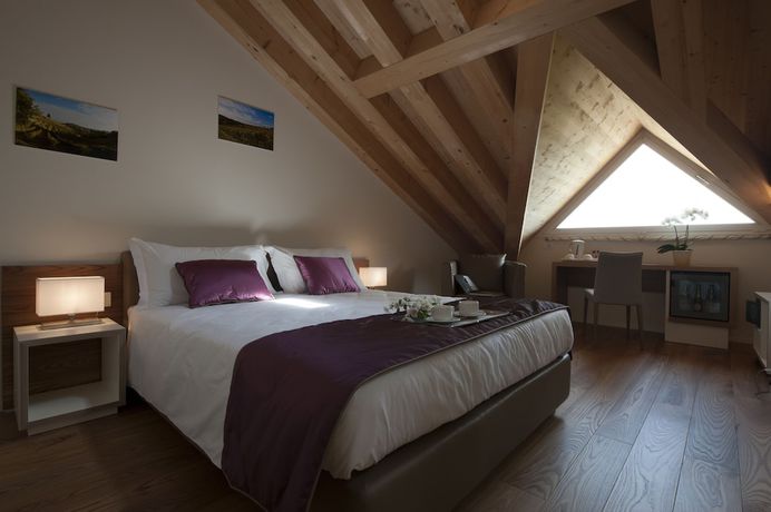 Imagen de la habitación del Hotel Villa del Poggio. Foto 3