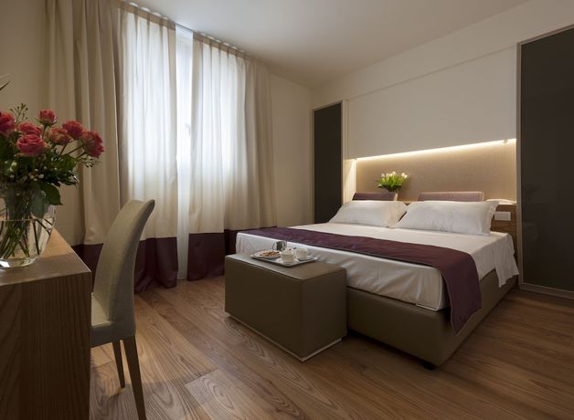 Imagen de la habitación del Hotel Villa del Poggio. Foto 6