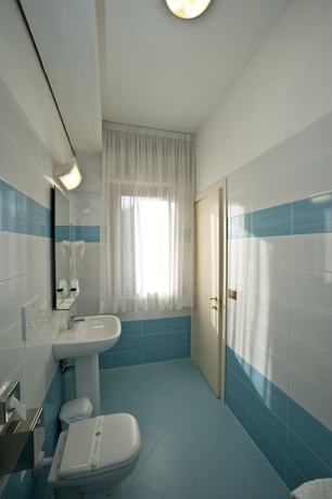 Imagen de la habitación del Hotel Villa del Sole. Foto 4