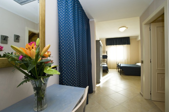 Imagen de la habitación del Hotel Villa del Sole. Foto 7