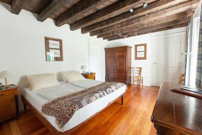 Imagen de la habitación del Hotel Villa di Tissano. Foto 19