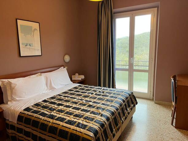 Imagen de la habitación del Hotel Villa la Cima. Foto 11