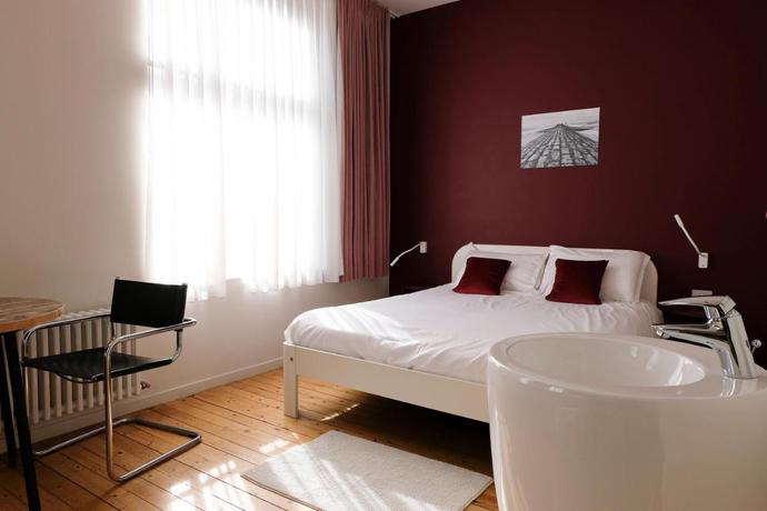 Imagen de la habitación del Hotel Villa les Paquerettes. Foto 2
