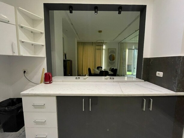 Imagen general del Hotel Villa with pool. Foto 4