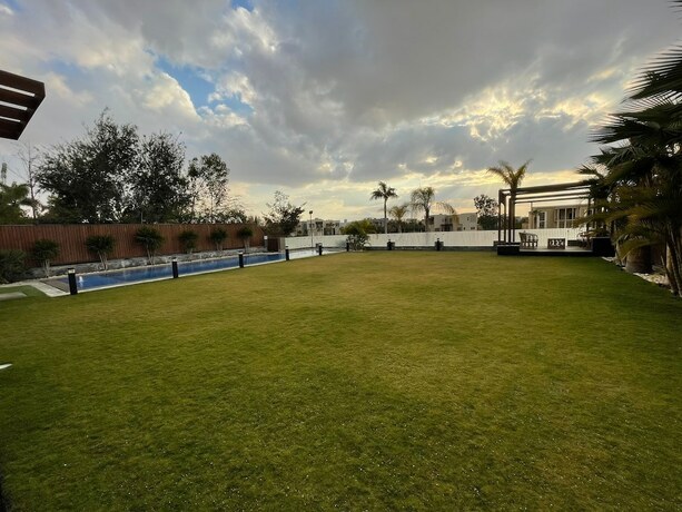 Imagen general del Hotel Villa with pool. Foto 10