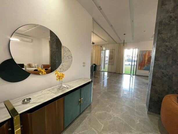 Imagen general del Hotel Villa with pool. Foto 15