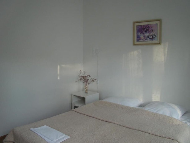 Imagen de la habitación del Hotel VillaPetra. Foto 7