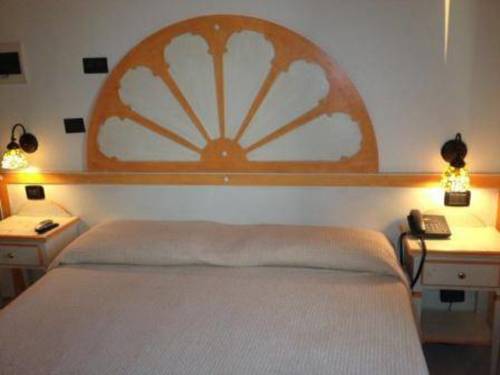 Imagen de la habitación del Hotel Villabella. Foto 8