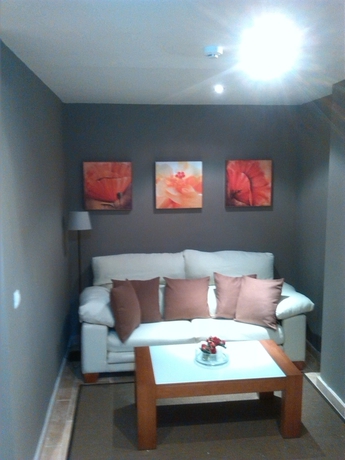 Imagen de los interiores del Hotel Villadesella. Foto 15