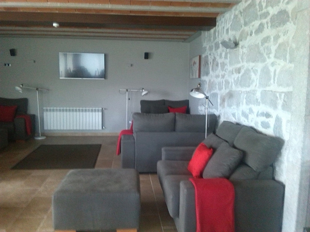 Imagen de la habitación del Hotel Villadesella. Foto 7