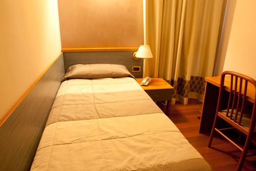 Imagen de la habitación del Hotel Villafranca. Foto 5