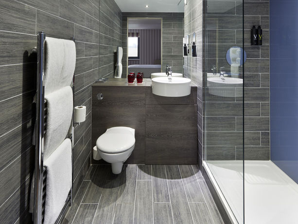 Imagen de la habitación del Hotel Village Aberdeen. Foto 11