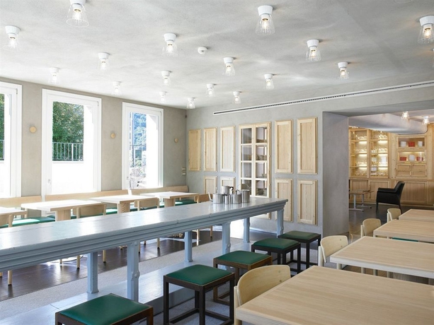 Imagen del bar/restaurante del Hotel Village, Aosta. Foto 2