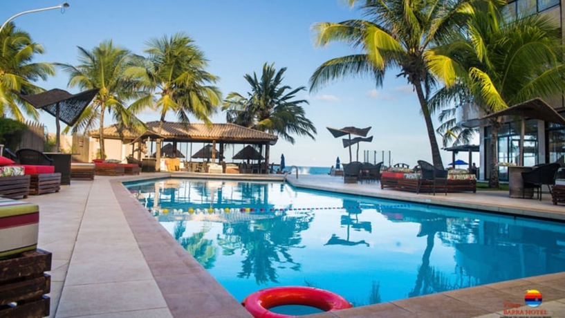 Imagen de la piscina del Hotel Village Barra. Foto 15